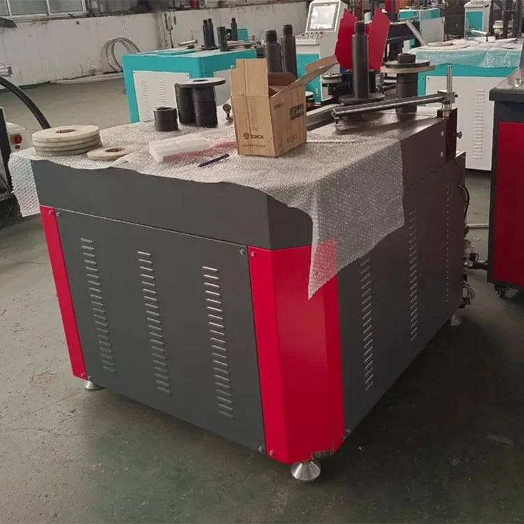 CNC فور ہیڈ کارنر کرمپنگ مشین